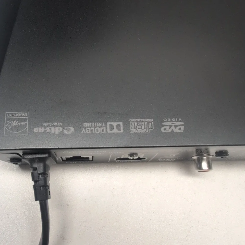 Sony BDP-S1100 Blu Ray DVD Player w/ HDMI Cable and‎ Remote Control